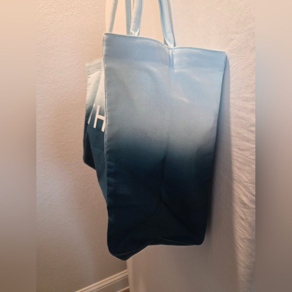 NWT Large Athleta Teal Ombré Coastal Beach, Gym Tote Everyday Bag - Picture 8 of 9
